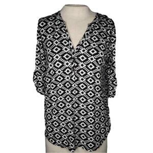 Market and Spruce Black and White Top Size Medium